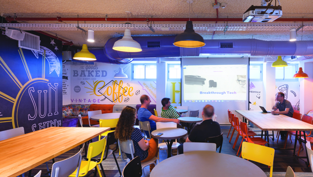 Small Image Meeting Room Design 2